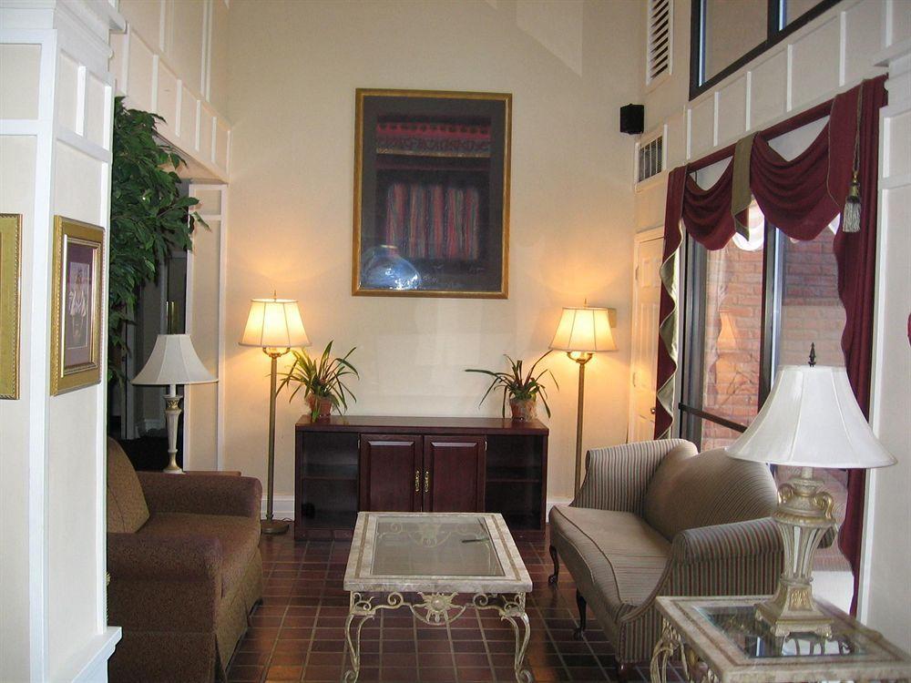 The Darwin Hotel Atlanta Interior photo